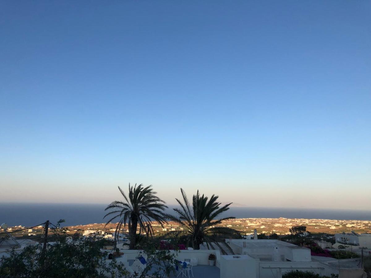 Oldtown Suites Fira Екстериор снимка