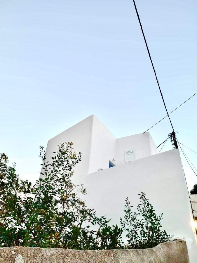 Oldtown Suites Fira Екстериор снимка