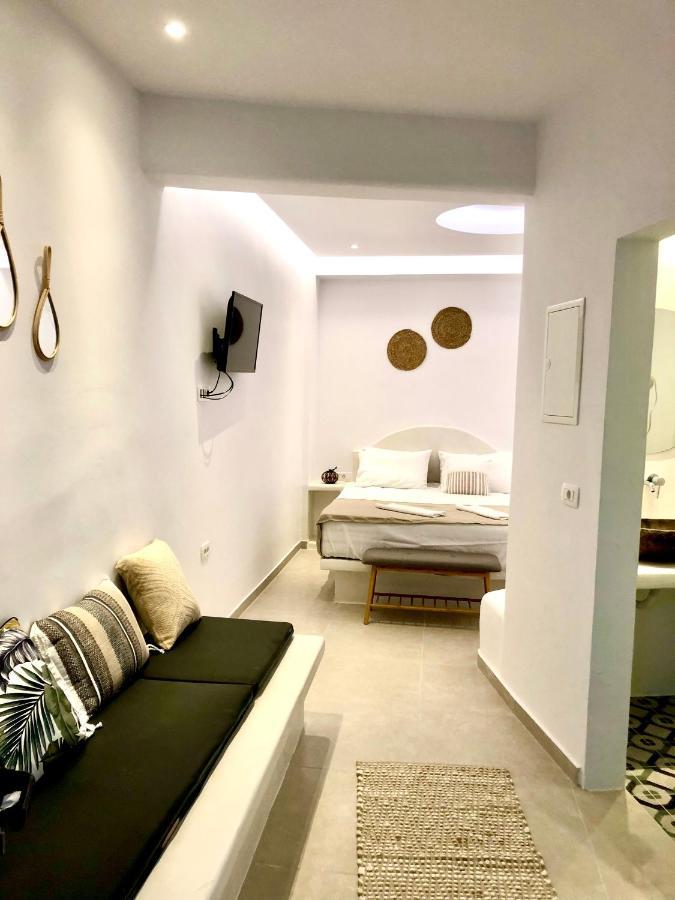 Oldtown Suites Fira Екстериор снимка