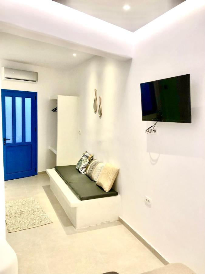 Oldtown Suites Fira Екстериор снимка