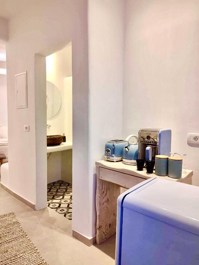 Oldtown Suites Fira Екстериор снимка